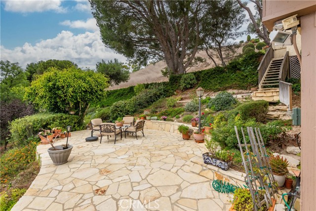 1344 Via Romero, Palos Verdes Estates, California 90274, 3 Bedrooms Bedrooms, ,4 BathroomsBathrooms,Residential,For Sale,Via Romero,PV24218235