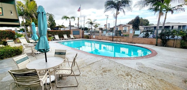 Detail Gallery Image 2 of 9 For 23701 Western Ave #106,  Torrance,  CA 90731 - 1 Beds | 1 Baths