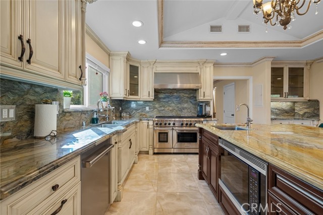 8817 Louise Avenue, Sherwood Forest CA: https://media.crmls.org/medias/44a2ad19-bbe2-4d35-9f2e-e33224b37005.jpg