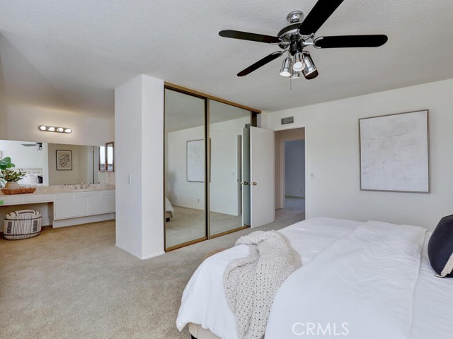 Detail Gallery Image 27 of 54 For 18022 Dellglen Cir, Huntington Beach,  CA 92647 - 4 Beds | 3 Baths