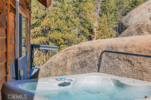 33141 Big Bear Lake Road, Running Springs, CA 92382
