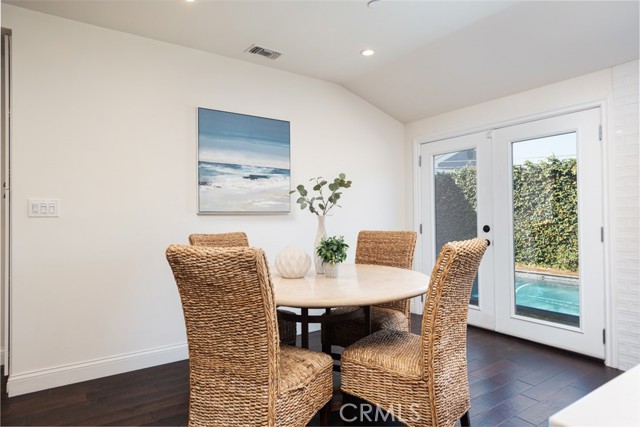 1609 Chestnut Avenue, Manhattan Beach, California 90266, 3 Bedrooms Bedrooms, ,3 BathroomsBathrooms,Residential,Sold,Chestnut Avenue,NP22055700