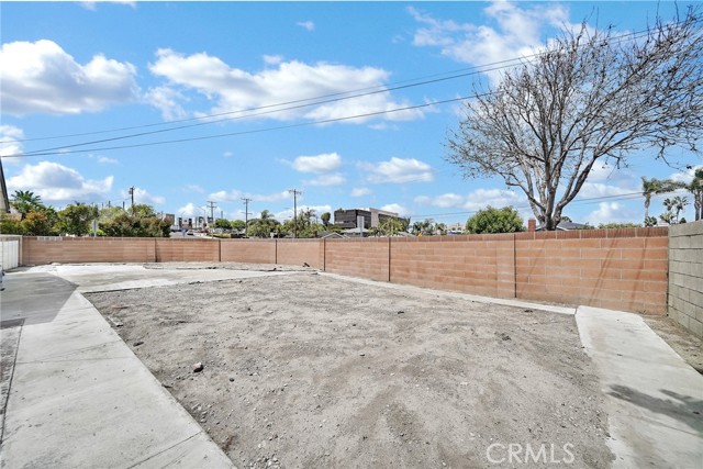 Detail Gallery Image 34 of 35 For 8051 Driftwood Dr, Huntington Beach,  CA 92646 - 4 Beds | 2 Baths