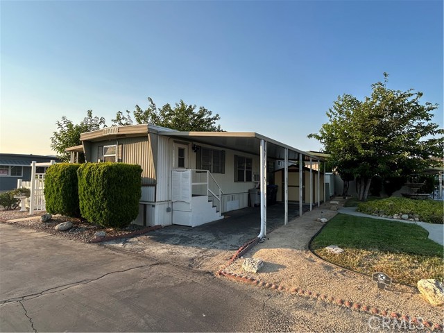 Detail Gallery Image 3 of 36 For 45055 E Florida Ave #66,  Hemet,  CA 92544 - 2 Beds | 1 Baths