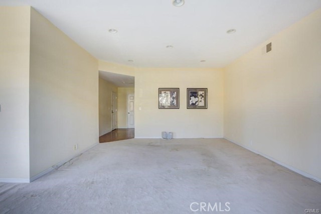 Detail Gallery Image 10 of 35 For 1601 Hilts Ave #3,  Los Angeles,  CA 90024 - 2 Beds | 2/1 Baths