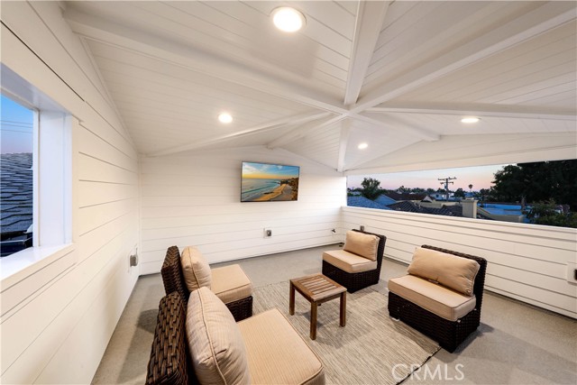 Detail Gallery Image 30 of 44 For 512 Jasmine Ave, Corona Del Mar,  CA 92625 - 3 Beds | 3/1 Baths