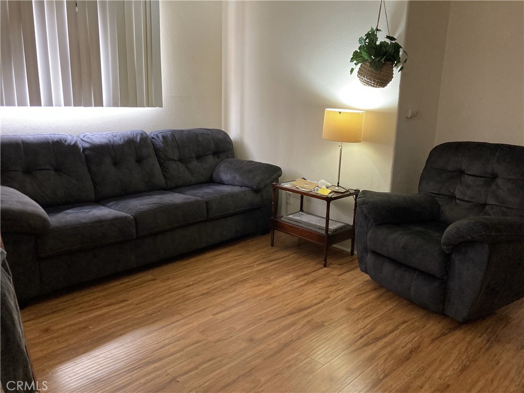 44a5a8c9 23f7 4e2a 8323 557e02977361