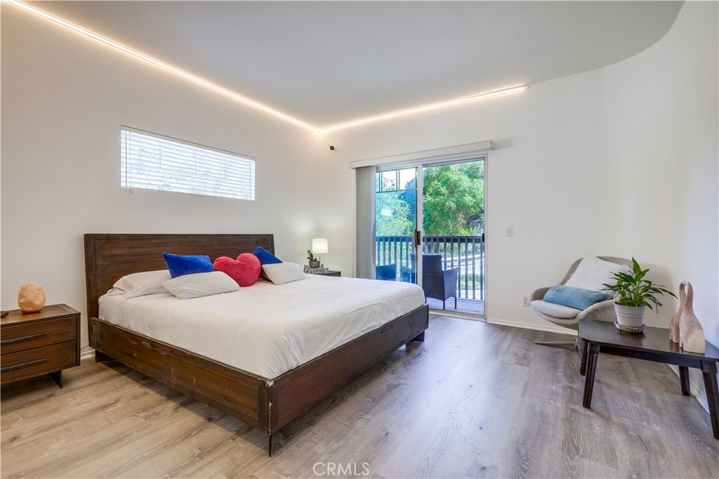 MLS #OC25229146 image #14