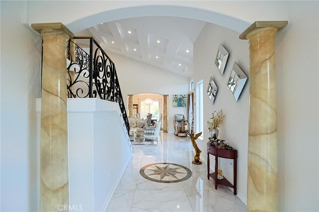 MLS #OC26156077 image #1