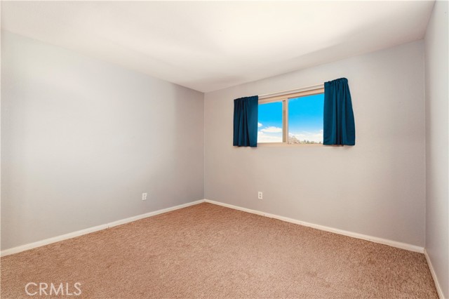 1240 N Broadway, Escondido CA: https://media.crmls.org/medias/44a6beb3-9548-4313-b1eb-e3a65d94a83e.jpg