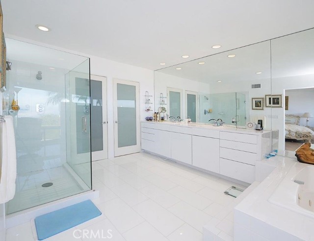 Bathroom in Primary Bedroom Suite