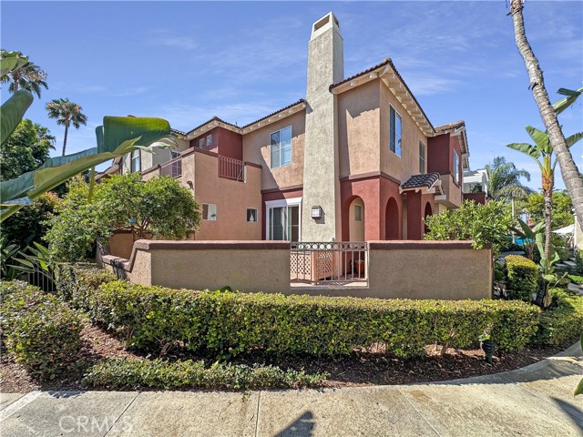 76 Anacapa Court, Lake Forest CA: https://media.crmls.org/medias/44a71a04-0751-48c0-8f26-5b3f80257a23.jpg