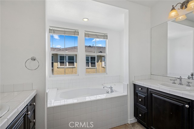 Detail Gallery Image 15 of 28 For 56 Fringe Tree, Irvine,  CA 92606 - 4 Beds | 3 Baths