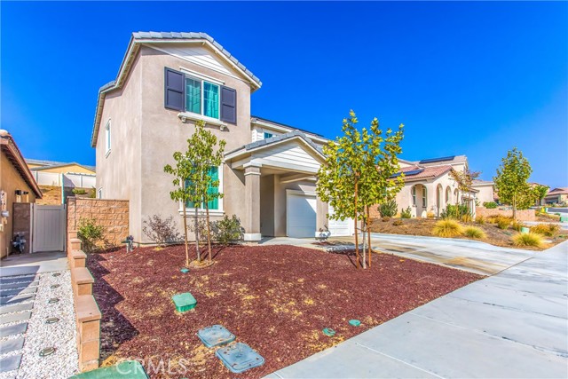 Detail Gallery Image 2 of 45 For 35216 Funk Way, Beaumont,  CA 92223 - 4 Beds | 2/1 Baths