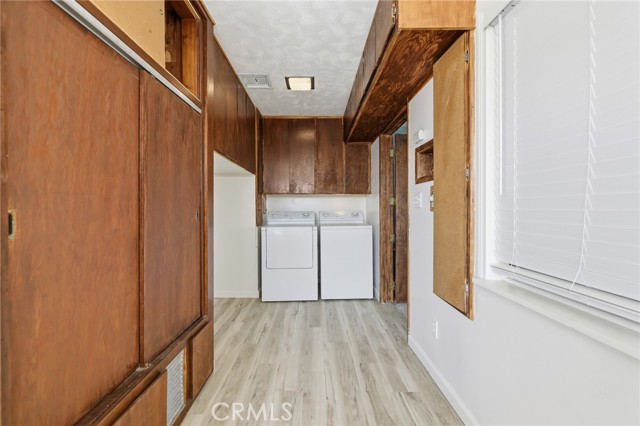 Detail Gallery Image 14 of 41 For 416 Jean, Ridgecrest,  CA 93555 - 3 Beds | 3 Baths