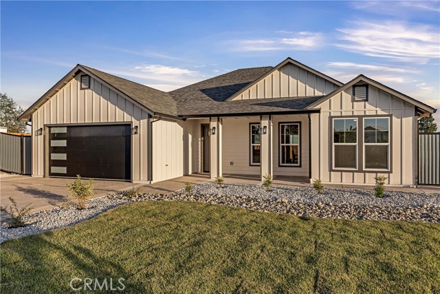 1095 Fairview DR