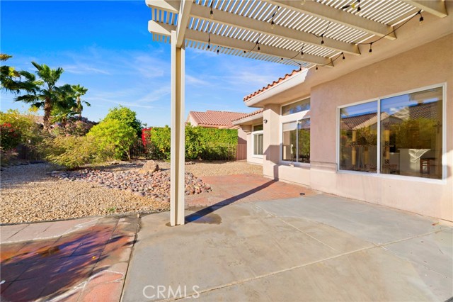 Image 18 of 23 For 78577 Waterfall Drive
