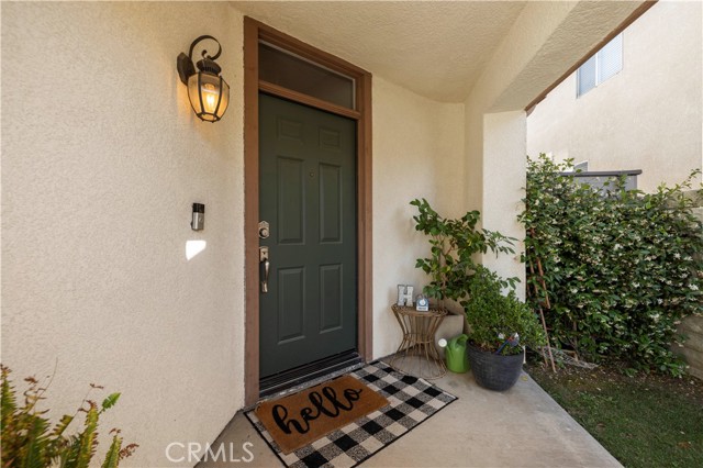 Detail Gallery Image 2 of 19 For 25820 Hammet Cir, Stevenson Ranch,  CA 91381 - 5 Beds | 3 Baths