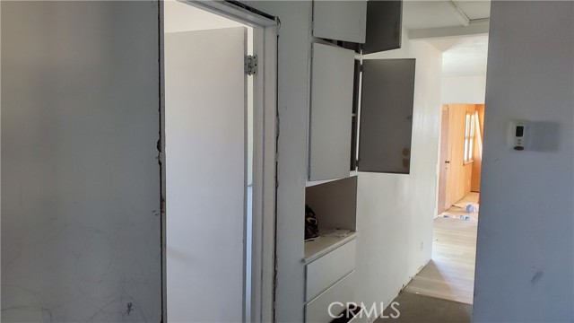 32676 Foothill Road, Lucerne Valley CA: https://media.crmls.org/medias/44a8abd3-871b-41be-bd2d-4d403d915eac.jpg
