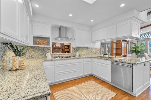 4713 Paseo De Las Tortugas, Torrance CA: https://media.crmls.org/medias/44a8ee13-046a-4f8a-b8bd-340aedd688ac.jpg