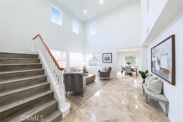 22 Via Paquete, San Clemente CA: https://media.crmls.org/medias/44a92e22-007c-4e1e-ba3c-c1340319f59e.jpg