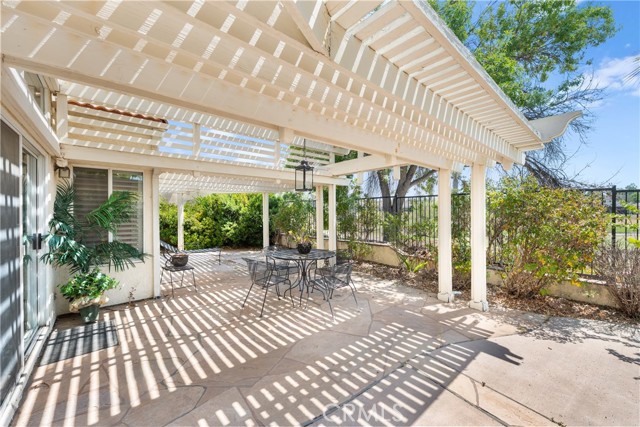 40376 Via Estrada, Murrieta CA: https://media.crmls.org/medias/44a9f016-e385-4883-a2ce-19703dda7295.jpg