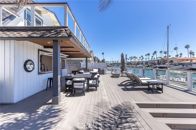 2823 Seahorse Avenue, Ventura CA: https://media.crmls.org/medias/44aa2503-0818-4d23-b1c3-84948e5df24e.jpg
