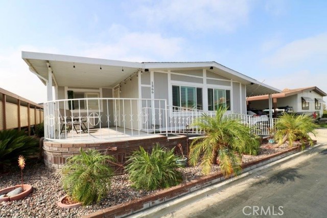 Detail Gallery Image 3 of 35 For 1366 Fern Lake Ave #114,  Brea,  CA 92821 - 2 Beds | 2 Baths