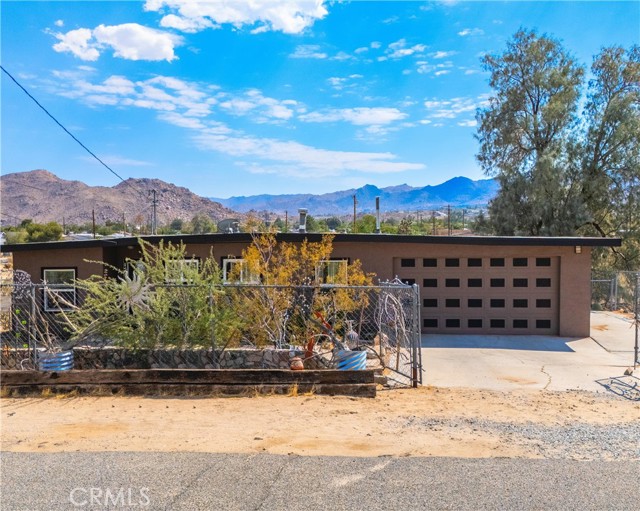 Detail Gallery Image 31 of 38 For 61961 Aster Pl, Joshua Tree,  CA 92252 - 2 Beds | 1 Baths