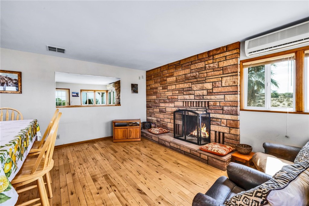 MLS #JT25098777 img 2