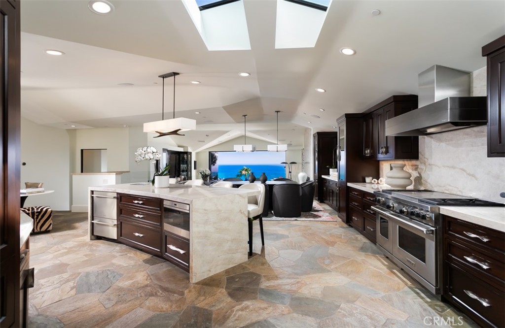 MLS #OC26183220 image #6