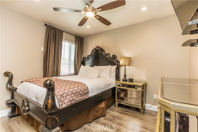 Image 19 of 35 For 8072 San Marino Drive