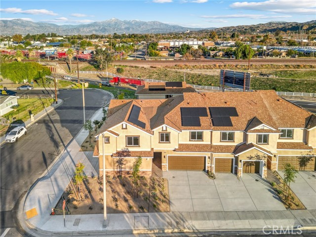 Front Image Thumbnail for CRDW25274080