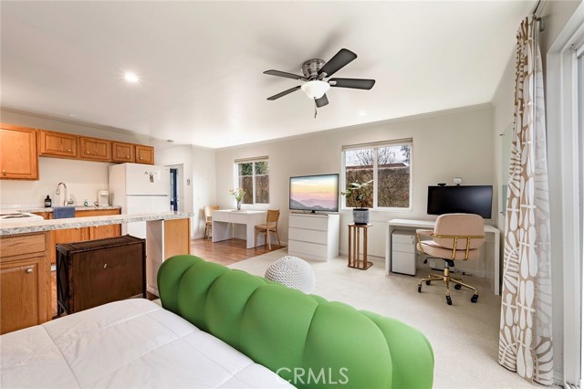 Image 31 of 34 For 3755 Olive  