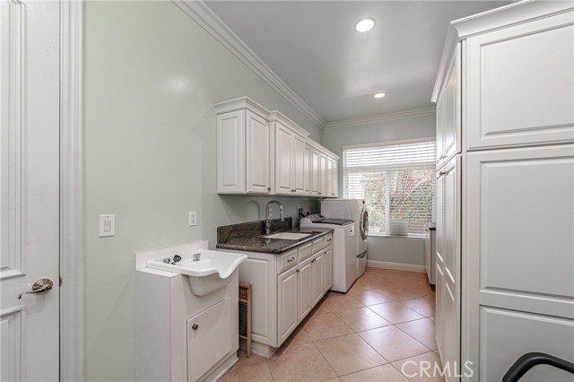 Detail Gallery Image 25 of 61 For 8409 Quinn St, Downey,  CA 90241 - 4 Beds | 3/2 Baths