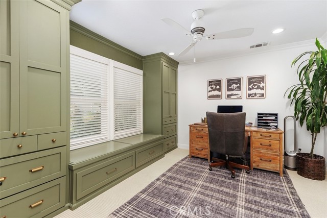 Detail Gallery Image 5 of 31 For 342 Selkirk Drive, Corona,  CA 92881 - 4 Beds | 2/1 Baths