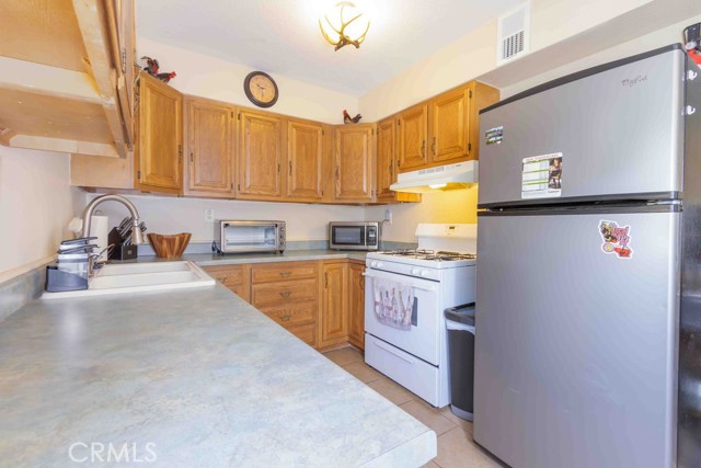 2441 Innsbruck Court, Pine Mountain Club CA: https://media.crmls.org/medias/44ad83cc-a899-42e4-9b2a-dcffa547d21e.jpg