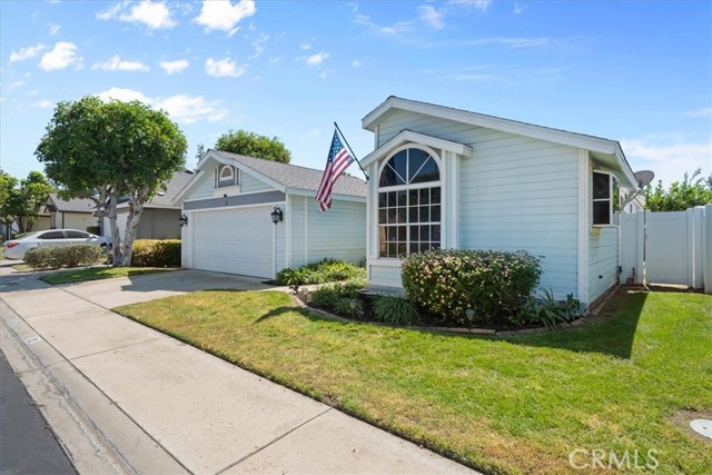 Detail Gallery Image 3 of 36 For 140 Pioneer Ave #31,  Redlands,  CA 92374 - 2 Beds | 2 Baths