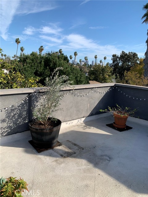 Detail Gallery Image 37 of 59 For 1419 Angelus Ave, Los Angeles,  CA 90026 - 2 Beds | 2 Baths