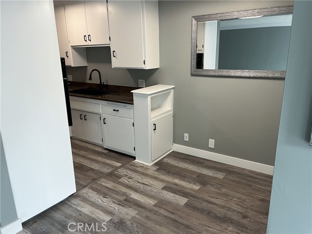 801 E 1st Street, Long Beach CA: https://media.crmls.org/medias/44af78d5-faa4-43a6-9fab-51e2b981e5e4.jpg