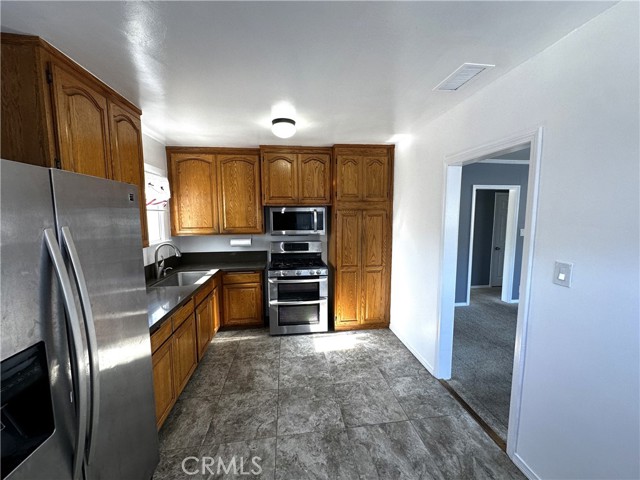 Detail Gallery Image 9 of 16 For 12408 Beverly Bld, Whittier,  CA 90601 - 2 Beds | 1 Baths