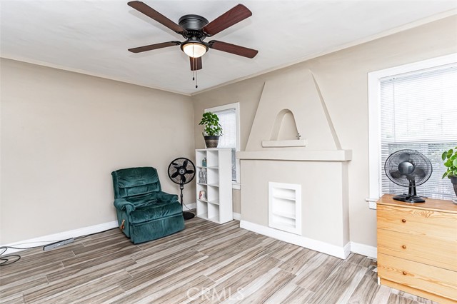 Detail Gallery Image 5 of 18 For 8462 S Denker Ave, Los Angeles,  CA 90047 - 2 Beds | 2 Baths