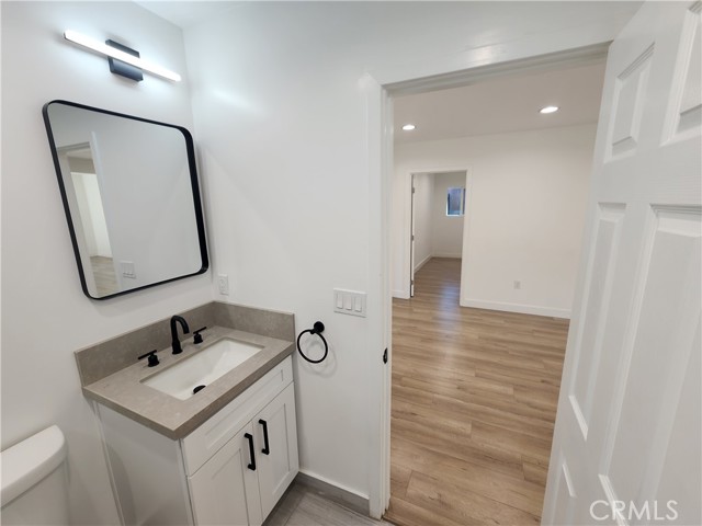 Detail Gallery Image 3 of 43 For 7665 Machrea, Tujunga,  CA 91042 - 3 Beds | 2 Baths