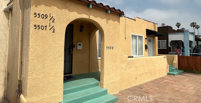 5507 Manhattan Place, Los Angeles, California 90062, ,Multi-Family,For Sale,Manhattan,SR25036537