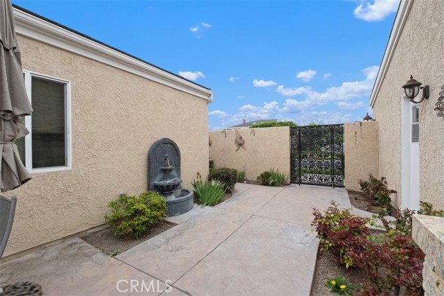 31202 Palma Drive, Laguna Niguel CA: https://media.crmls.org/medias/44b0d5fe-bc3d-45f1-80fc-2259e14cadaf.jpg