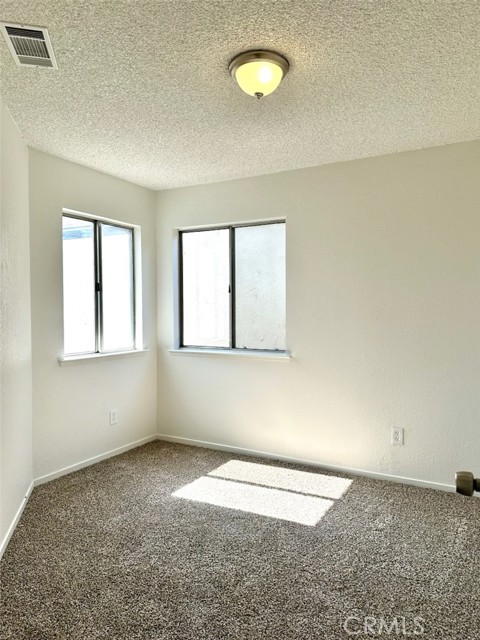 Detail Gallery Image 19 of 21 For 2511 N Knoll Ave, Fresno,  CA 93722 - 3 Beds | 2/1 Baths