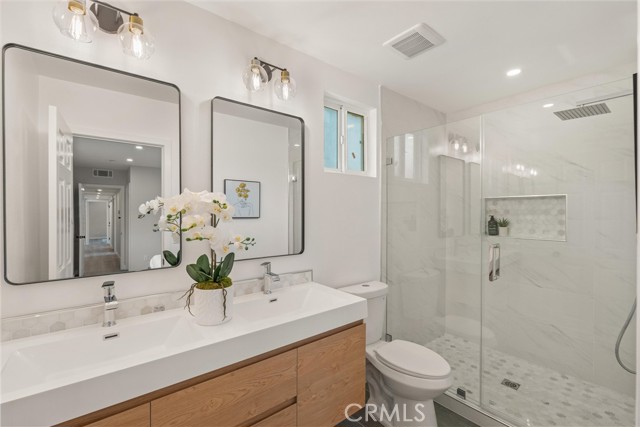 3119 Chatwin Avenue, Long Beach CA: https://media.crmls.org/medias/44b1f954-6229-4d81-958d-0efdf7ab6fb9.jpg