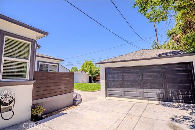 Detail Gallery Image 32 of 38 For 417 E 44th Way, Long Beach,  CA 90807 - 3 Beds | 2 Baths