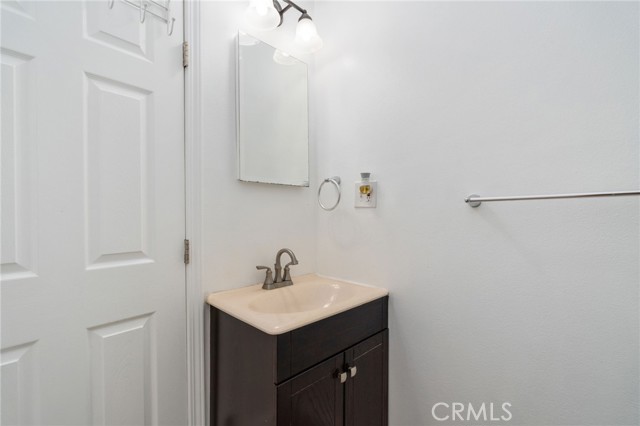 Detail Gallery Image 25 of 41 For 10240 Atlantic Ave, South Gate,  CA 90280 - – Beds | – Baths