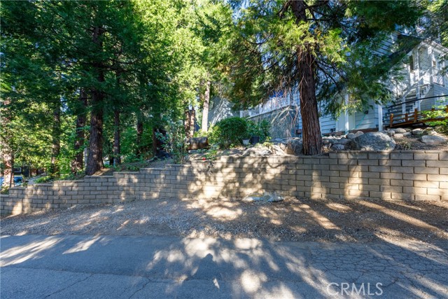 Detail Gallery Image 41 of 43 For 237 Corona Cir, Lake Arrowhead,  CA 92352 - 6 Beds | 3/1 Baths